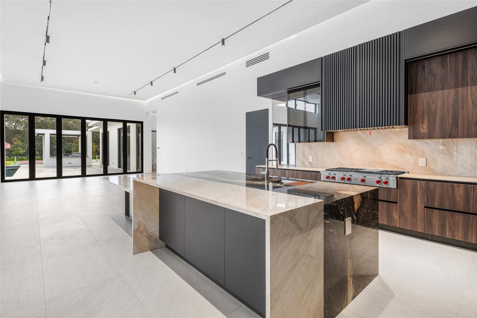 6676 NW 66th Way, Parkland, FL 33067 Photo