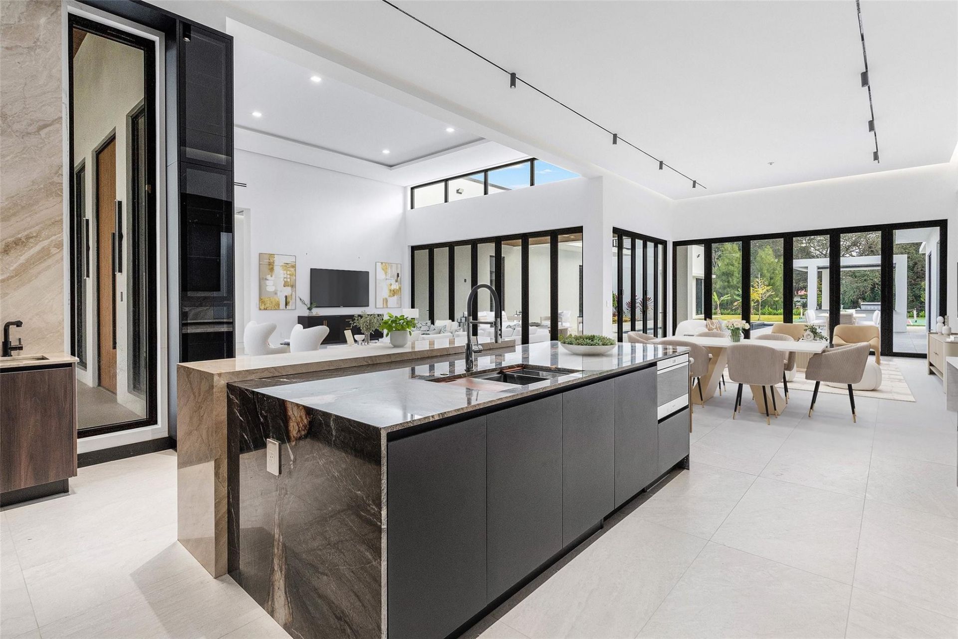 6676 NW 66th Way, Parkland, FL 33067 Photo