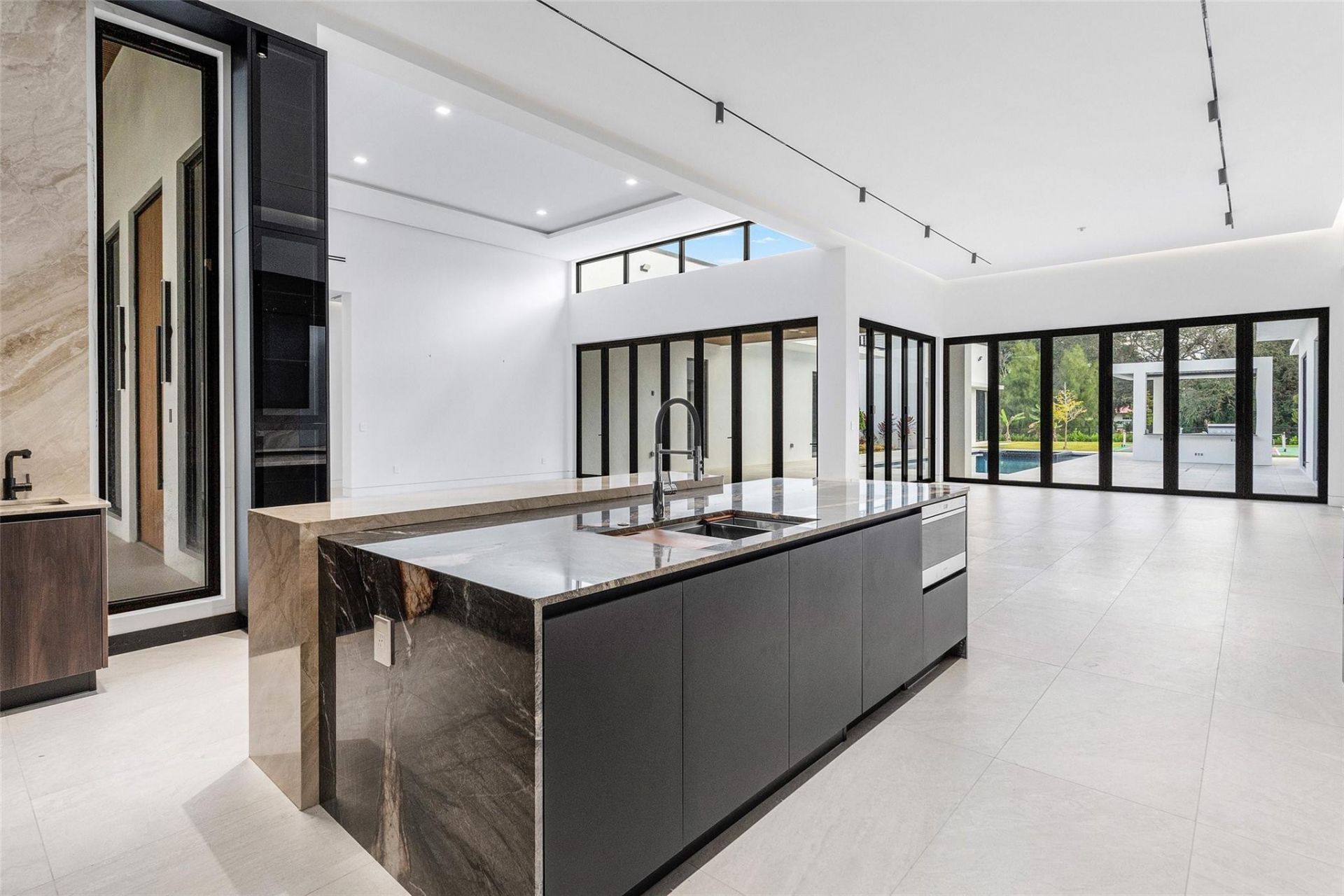 6676 NW 66th Way, Parkland, FL 33067 Photo