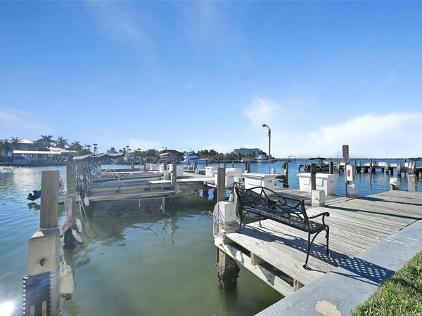 1315 Bayshore Dr, Unit 102, Fort Pierce, FL 34949