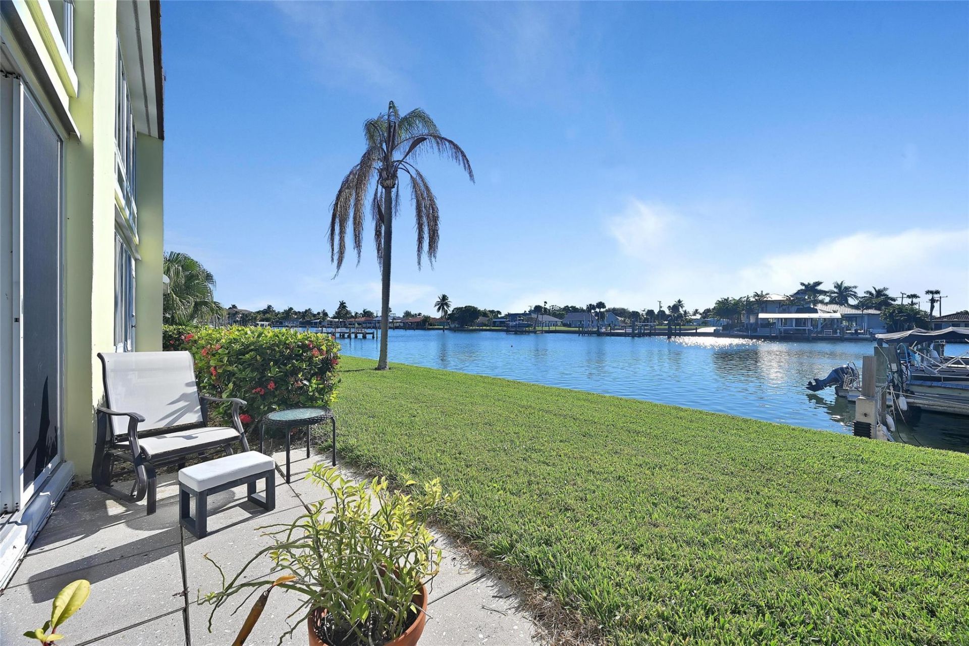 1315 Bayshore Dr, Unit 102, Fort Pierce, FL 34949 Photo