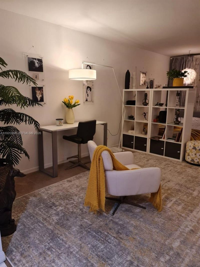 999 Brickell Bay Dr, Unit 206, Miami, FL 33131 Photo