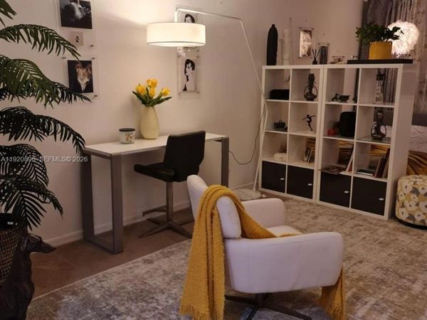 999 Brickell Bay Dr, Unit 206, Miami, FL 33131