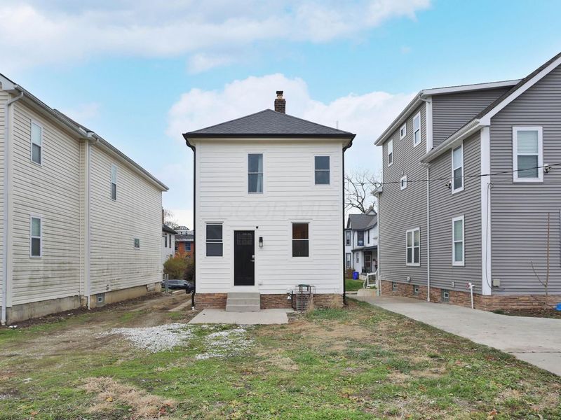 2362 Indiana Avenue, Columbus, OH 43202 Photo 22