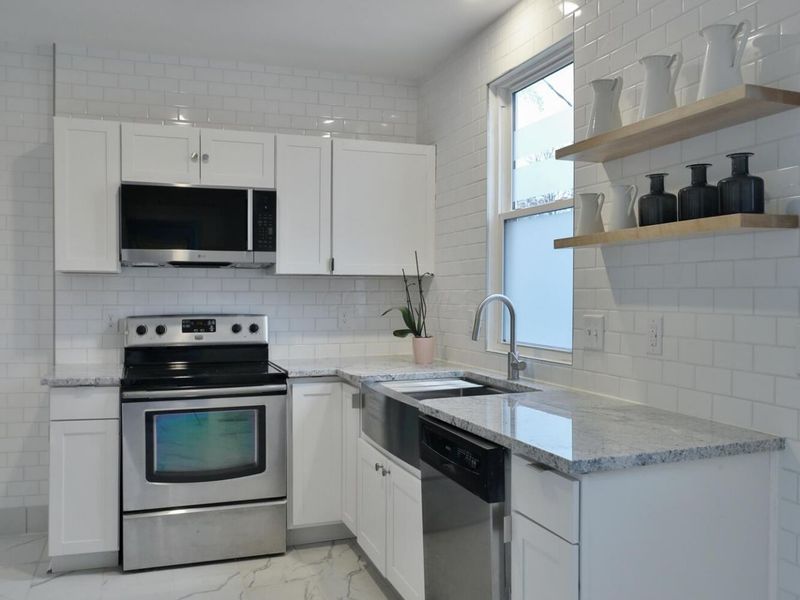 2362 Indiana Avenue, Columbus, OH 43202 Photo 24