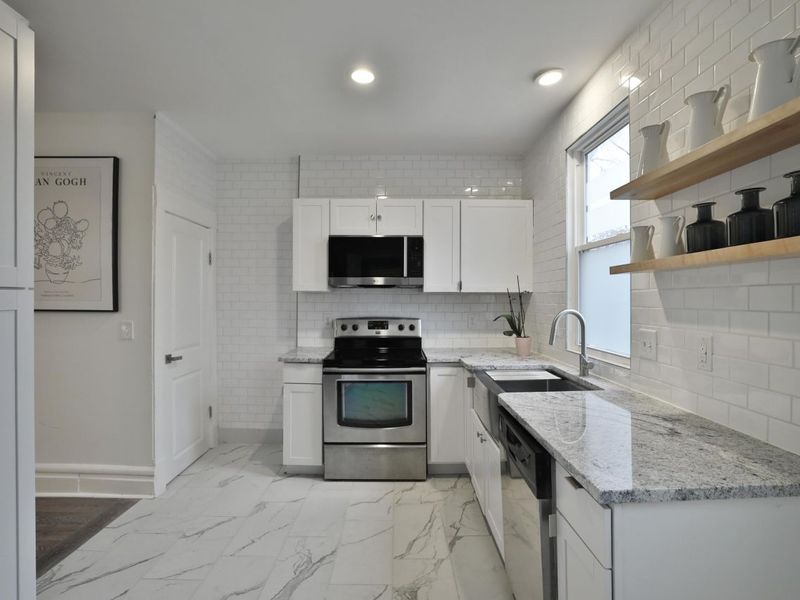 2362 Indiana Avenue, Columbus, OH 43202 Photo 26