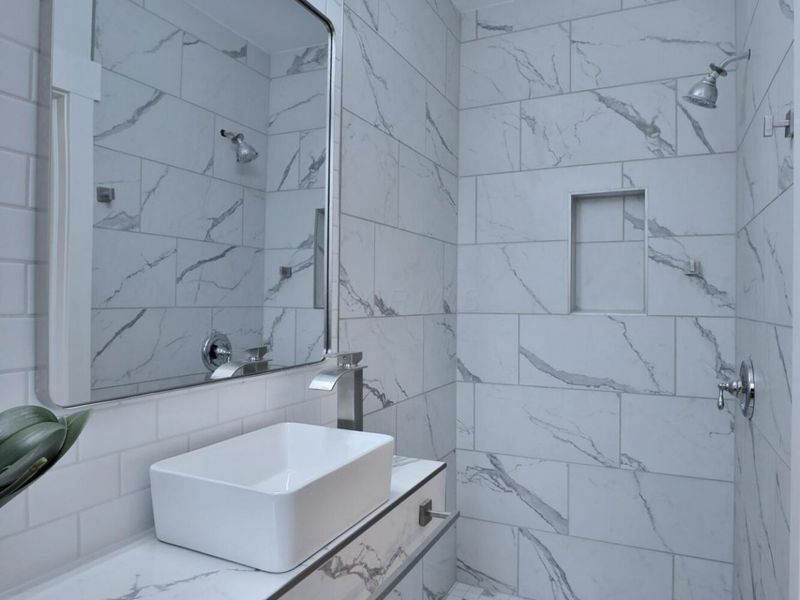 2362 Indiana Avenue, Columbus, OH 43202 Photo 33