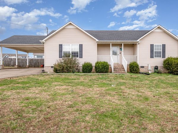 423 Brookside Dr, Mount Pleasant, TN 38474