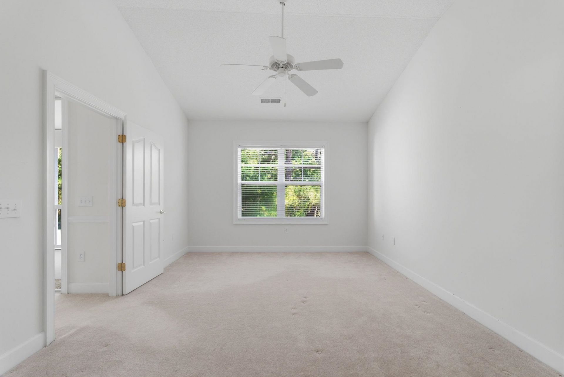 5650 Barefoot Resort Bridge Rd. Photo 7
