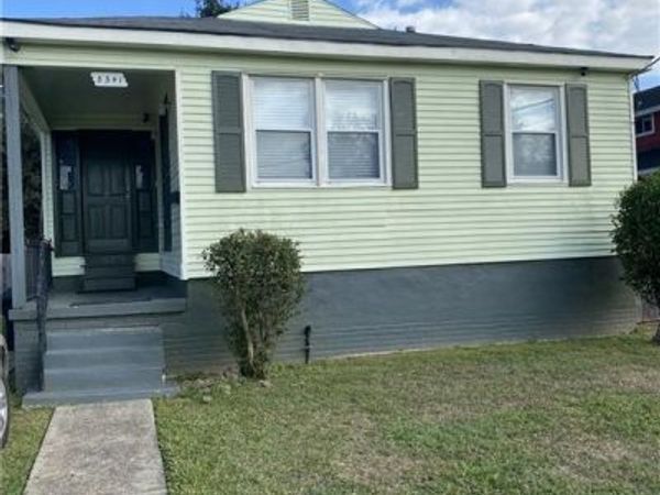 5541 CAMERON Boulevard, New Orleans, LA 70122