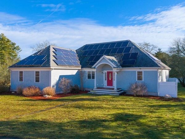 7 Cranberry Ln, Wareham, MA 02538