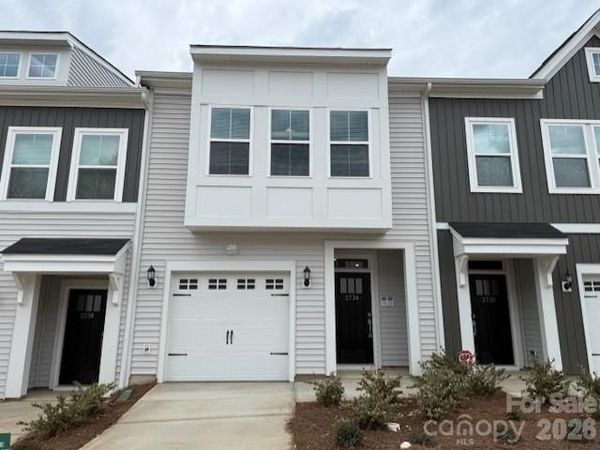 2734 Lehigh Road, Unit 39, Charlotte, NC 28208