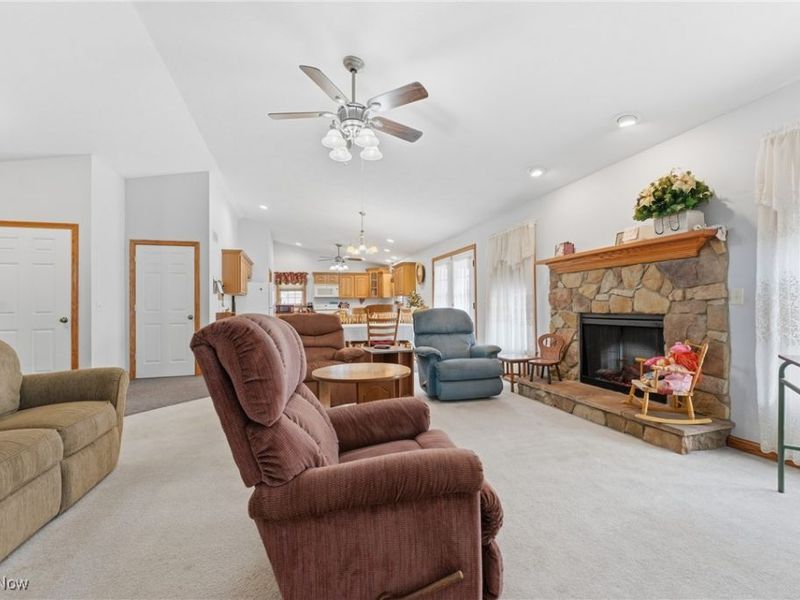 8546 Mapleton Street SE, East Canton, OH 44730 Photo 19