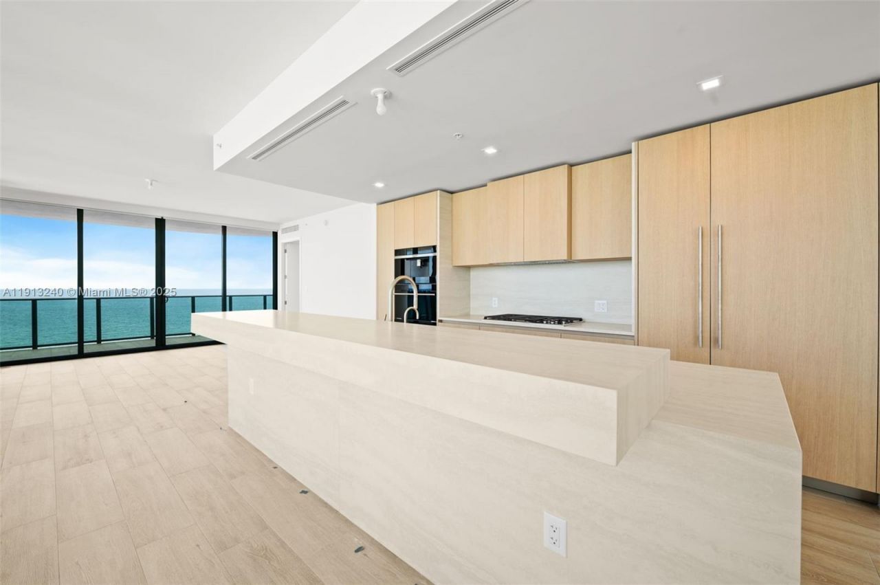 900 N Ocean Blvd, Unit 1606, Pompano Beach, FL 33062 Photo