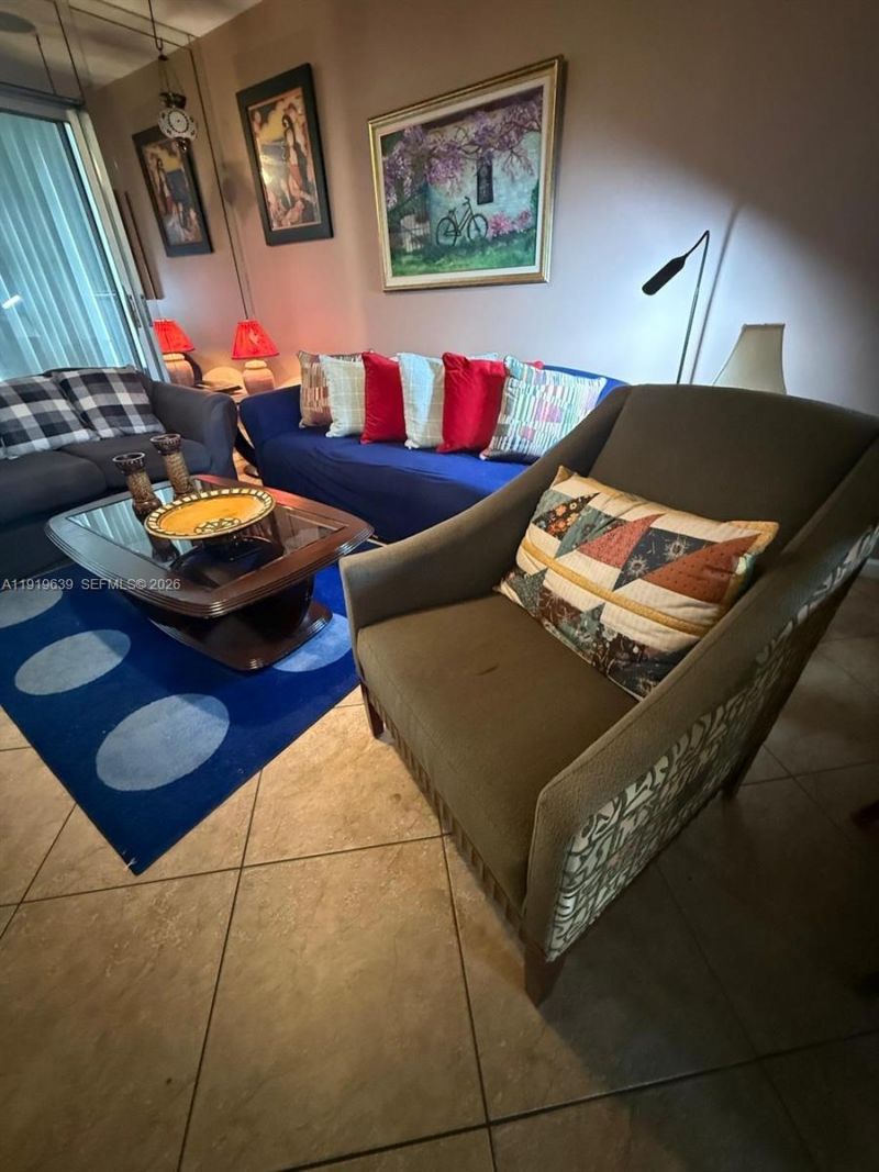 8220 Sunrise Lakes Blvd, Unit 309, Sunrise, FL 33322 Photo