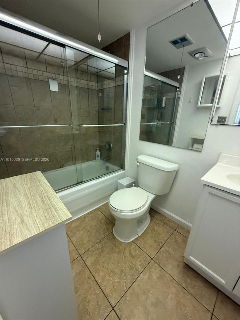 8220 Sunrise Lakes Blvd, Unit 309, Sunrise, FL 33322 Photo