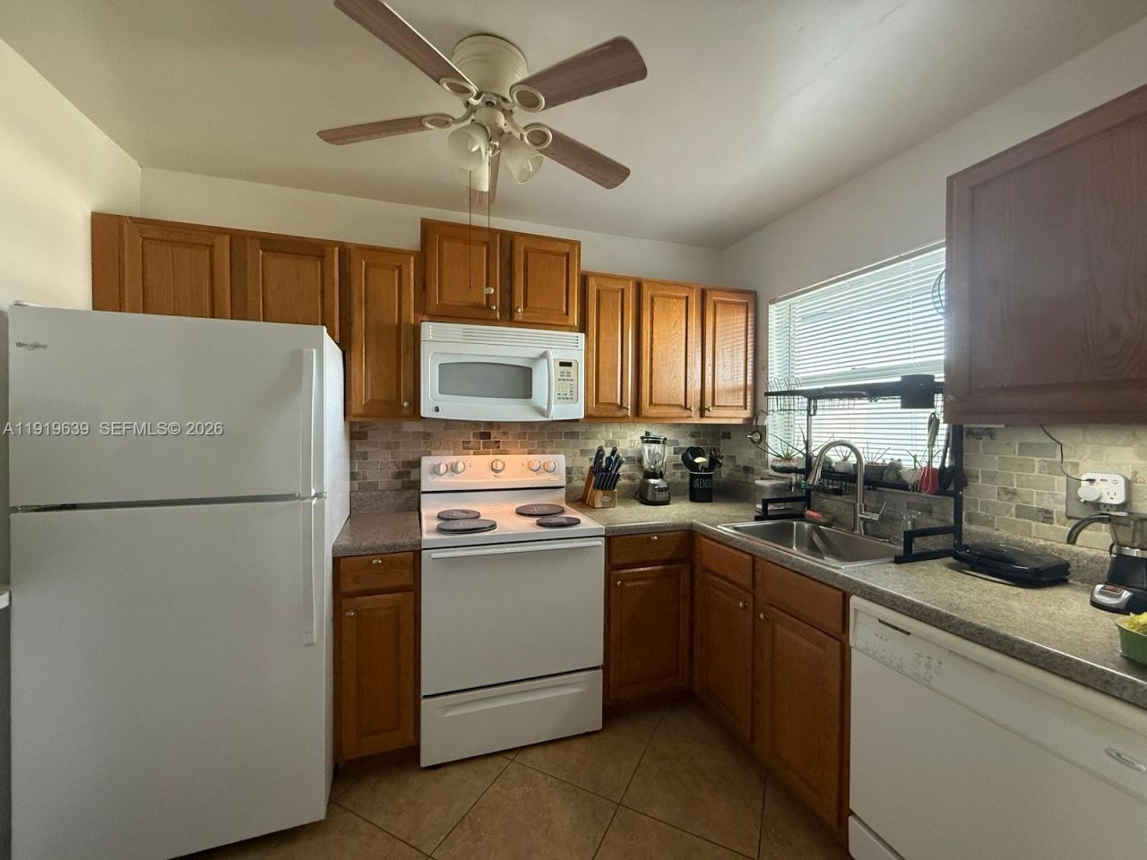 8220 Sunrise Lakes Blvd, Unit 309, Sunrise, FL 33322 Photo