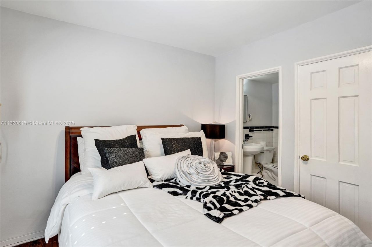 940 Hollywood Blvd, Hollywood, FL 33019 Photo