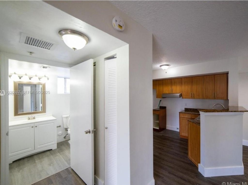 17622 NW 25th Ave, Unit 101, Miami Gardens, FL 33056 Photo