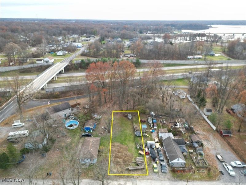 853 Harbor Avenue, Lake Milton, OH 44429 Photo 4