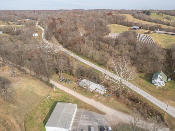 16764 Fletcher Road , Fayetteville, AR 72704