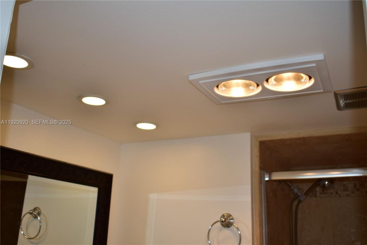 9360 Sunrise Lakes Blvd, Unit 111, Sunrise, FL 33322 Photo