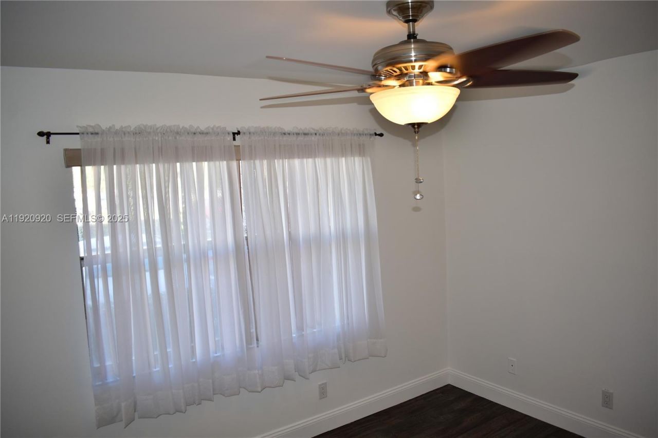 9360 Sunrise Lakes Blvd, Unit 111, Sunrise, FL 33322 Photo