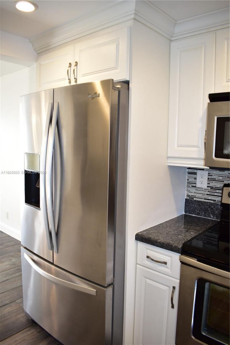 9360 Sunrise Lakes Blvd, Unit 111, Sunrise, FL 33322 Photo