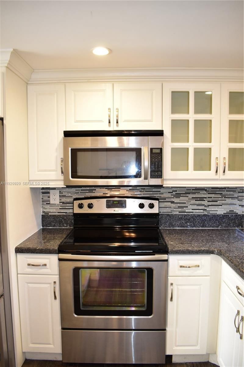 9360 Sunrise Lakes Blvd, Unit 111, Sunrise, FL 33322 Photo