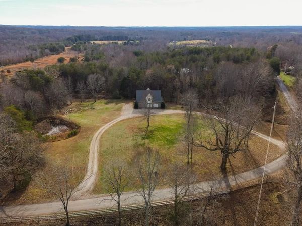 351 Mabry School Road, Cookeville, TN 38501