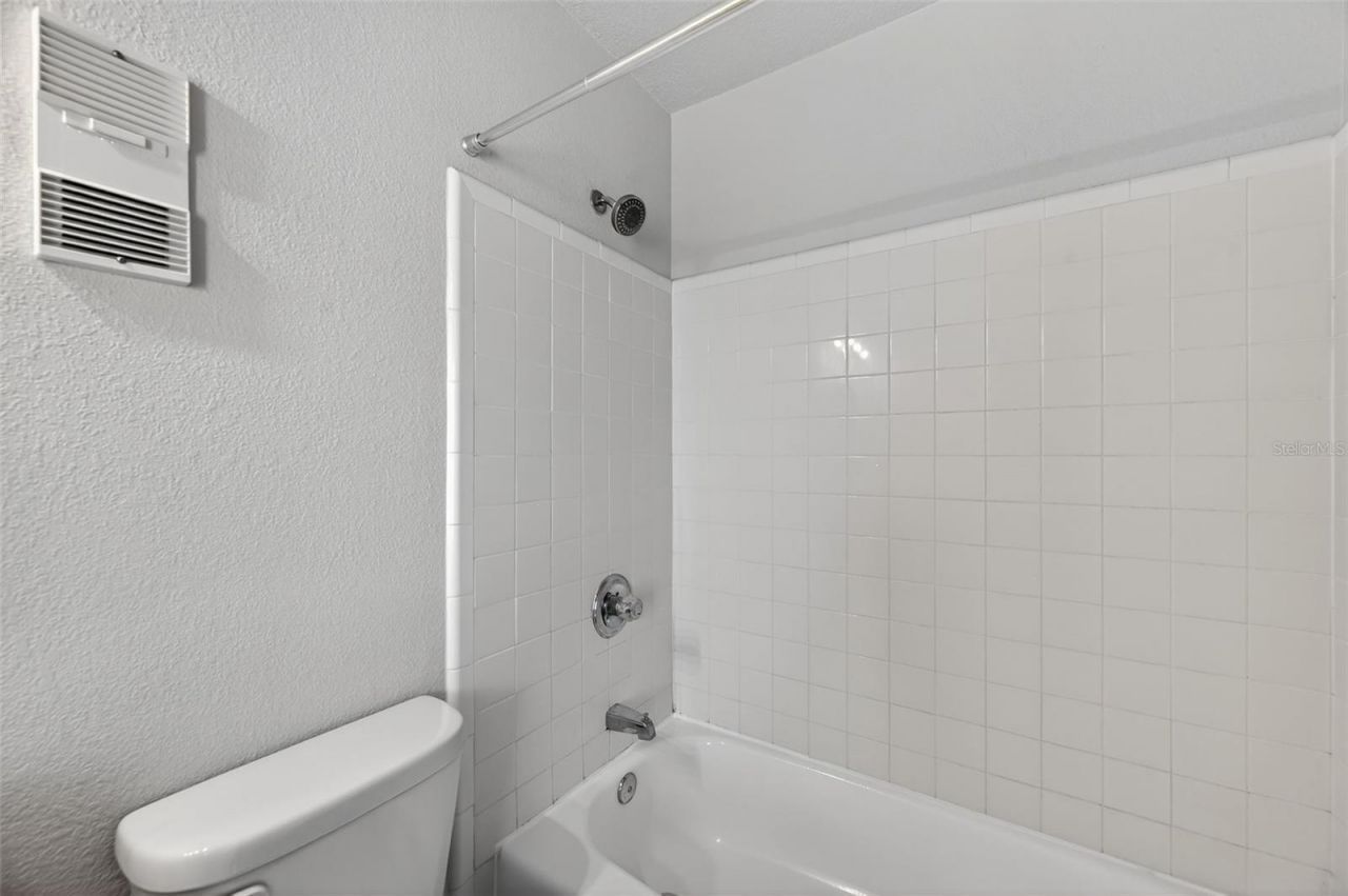 4872 Beach Drive Se, Unit D, Saint Petersburg, FL 33705 Photo