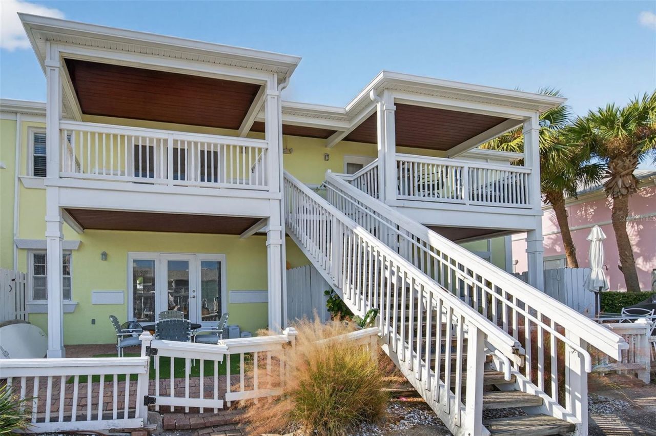 4872 Beach Drive Se, Unit D, Saint Petersburg, FL 33705 Photo