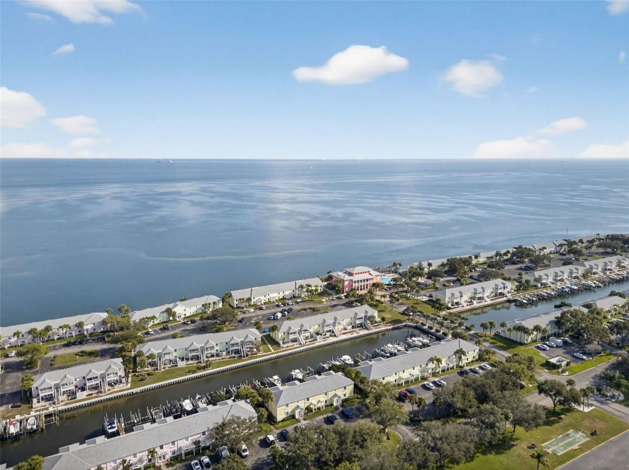 4872 Beach Drive Se, Unit D, Saint Petersburg, FL 33705 Photo