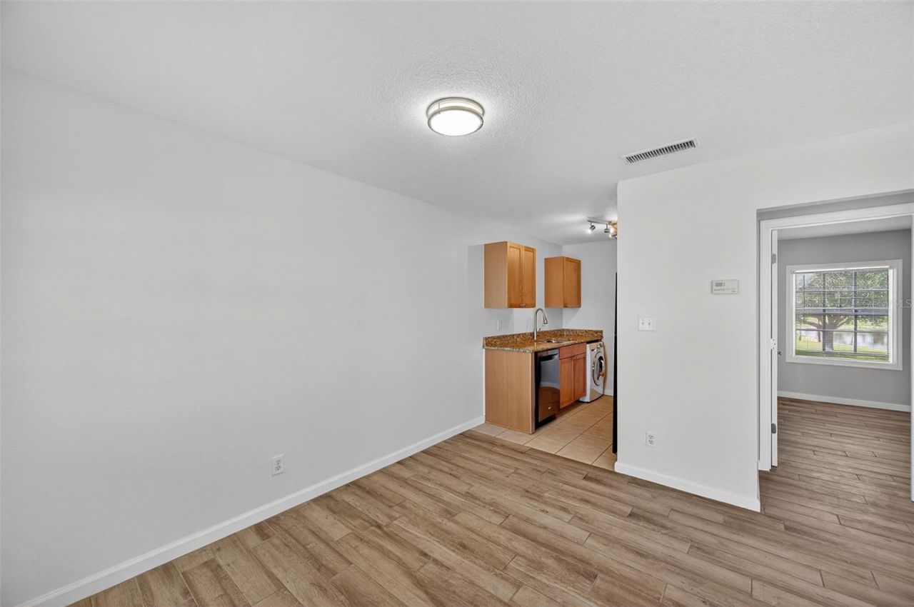 4872 Beach Drive Se, Unit D, Saint Petersburg, FL 33705 Photo