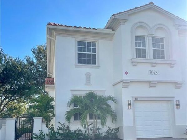 7012 Romana WAY, Unit 1408, NAPLES, FL 34119