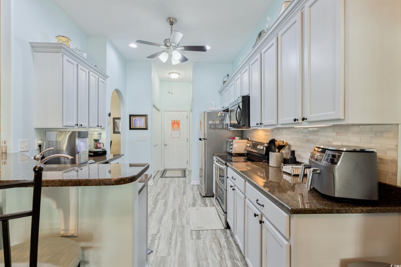 334 Southern Breezes Circle Photo 12