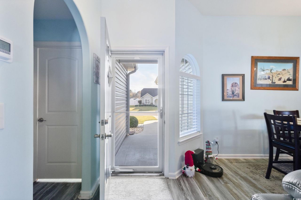 334 Southern Breezes Circle Photo 3