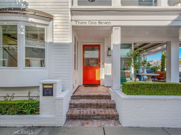 317 E Bay Front, Newport Beach, CA 92662