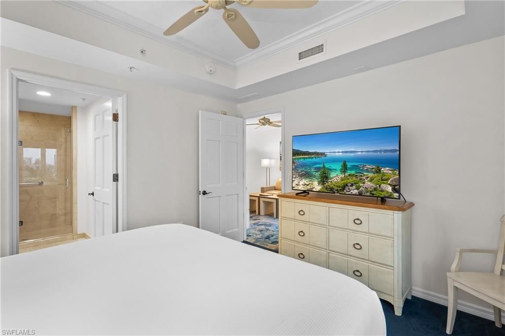 221 9th St S, Unit 113, Naples, FL 34102 Photo