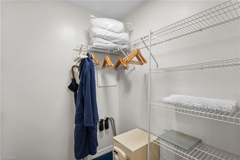 221 9th St S, Unit 113, Naples, FL 34102 Photo