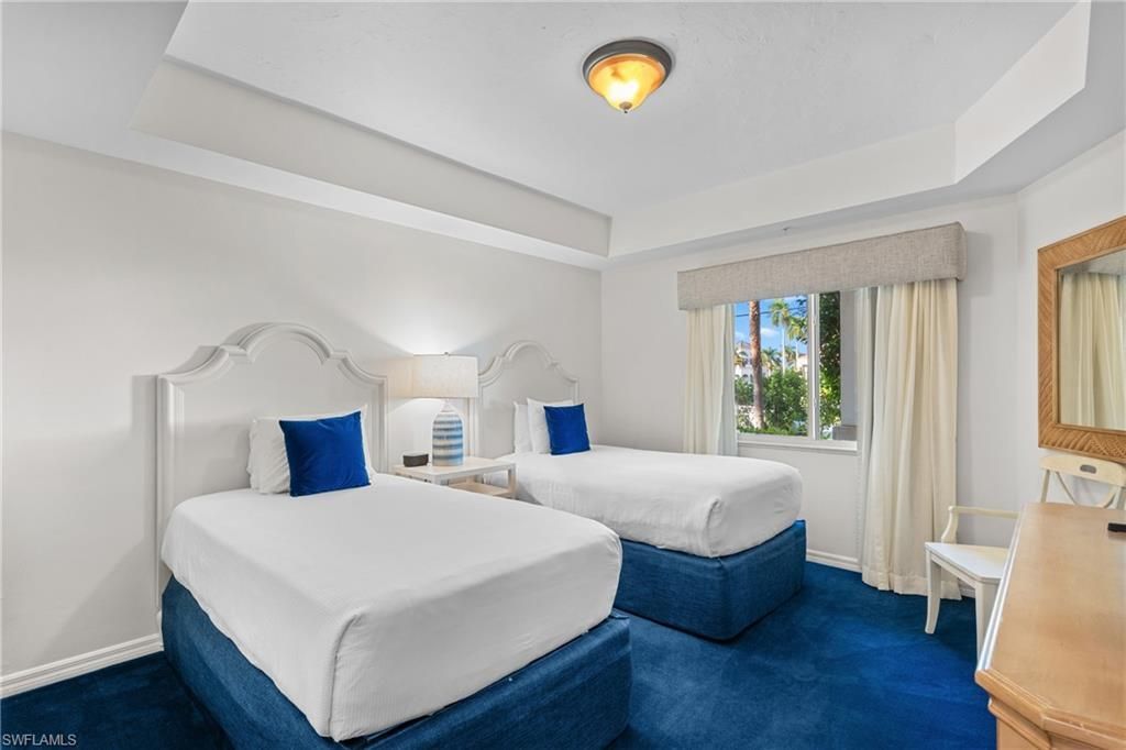 221 9th St S, Unit 113, Naples, FL 34102 Photo