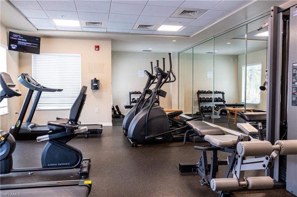 221 9th St S, Unit 113, Naples, FL 34102 Photo