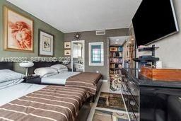 1985 S Ocean Dr, Unit 17D, Hallandale Beach, FL 33009 Photo