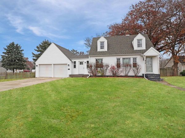 810 N BENEDICT Street, Chillicothe, IL 61523