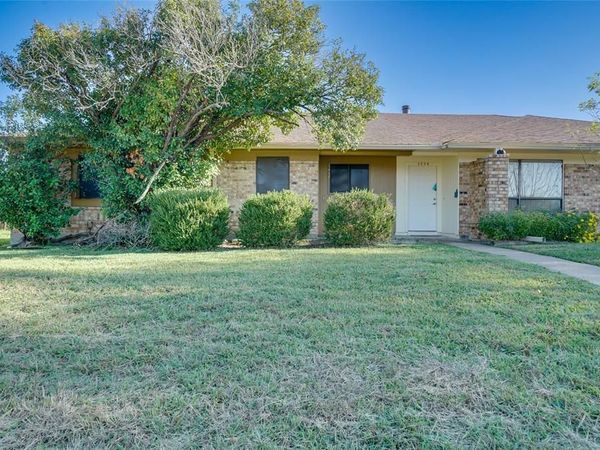 2226 Limestone Lane, Garland, TX 75040