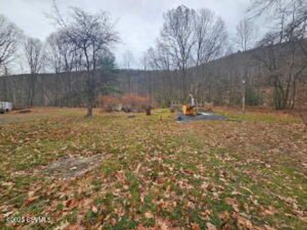 16 SPRING WATER Boulevard, Ringtown, PA 17967