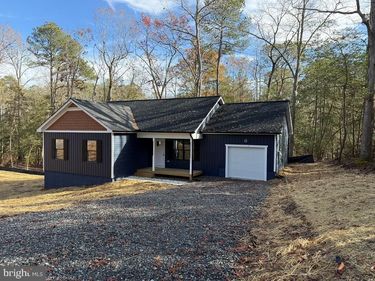 161 WALNUT STREET, KILMARNOCK, VA 22482