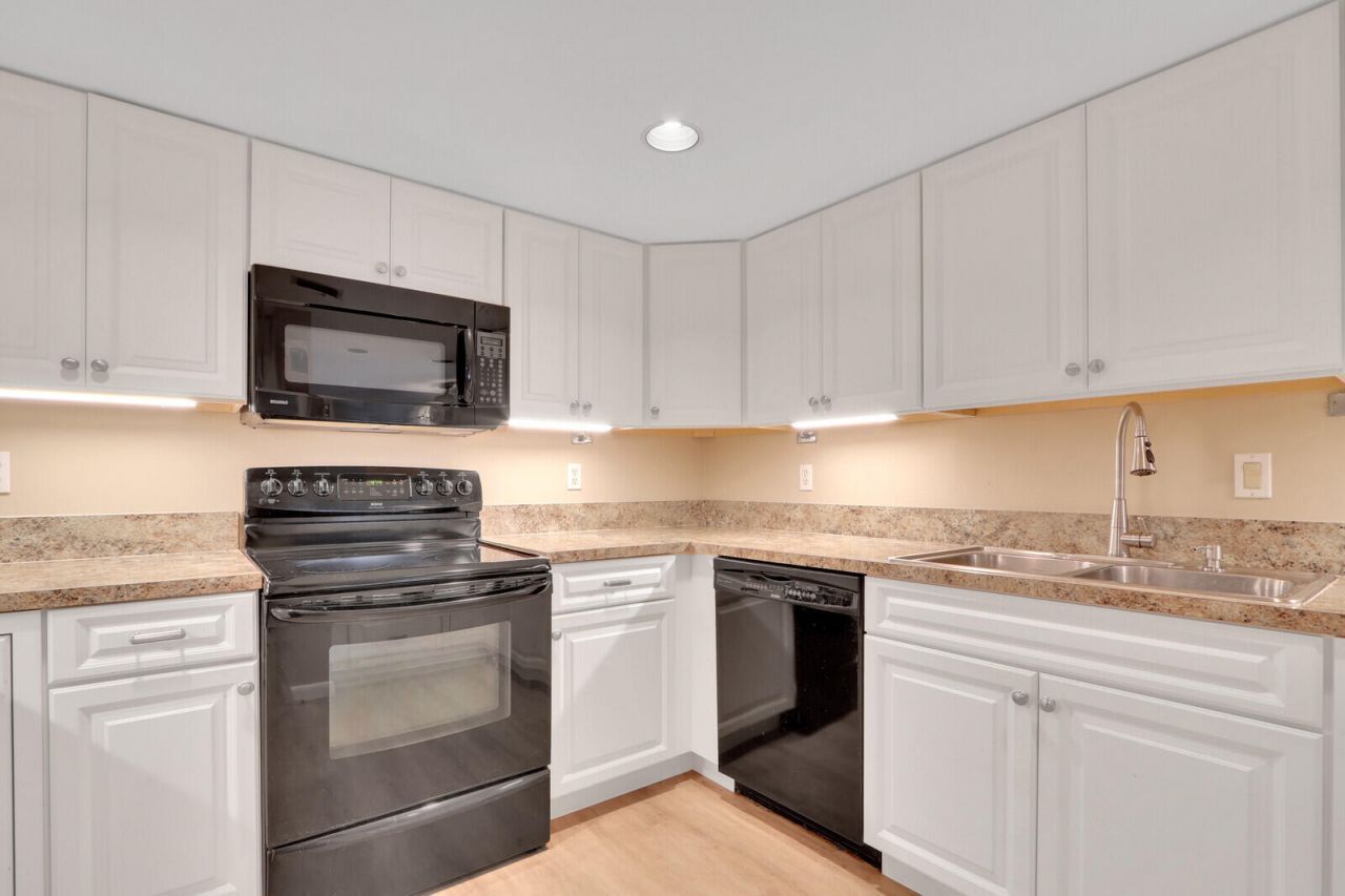 346 Oak Harbour Drive, Juno Beach, FL 33408 Photo