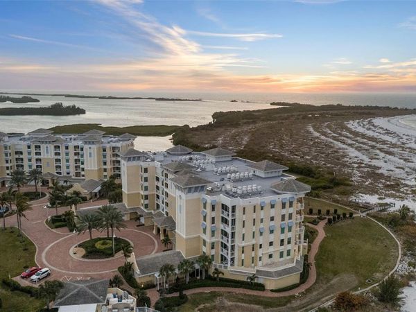 800 COLLANY ROAD, Unit 302, ST PETERSBURG, FL 33715