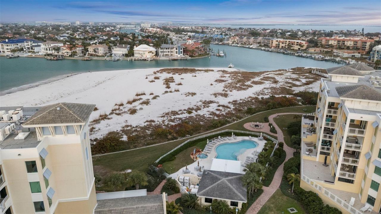 800 Collany Road, Unit 302, Saint Petersburg, FL 33715 Photo